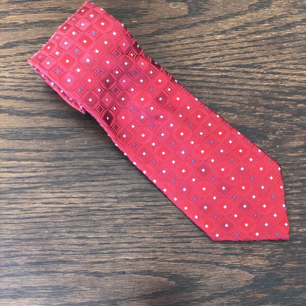 👔 Sharp red Jones New York tie